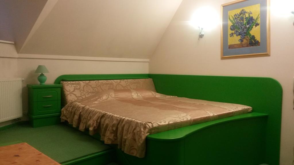 Marlen Hotel Rivne Rum bild